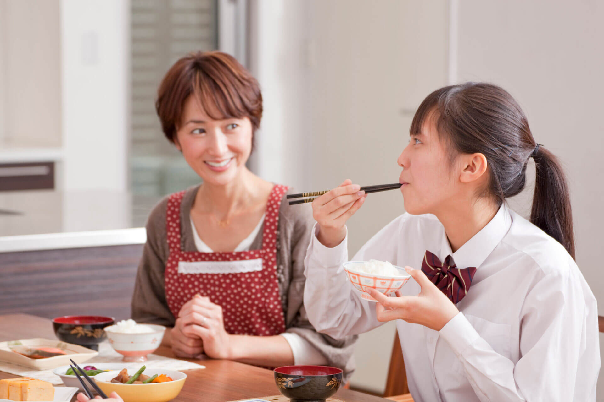 どのようにして日本人が「食べながら痩せる」方法を実践できたのか？
